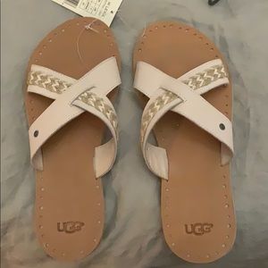 Ugg NWT Leather sandals